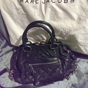 MARC JACOBS STAM SHOULDER OR HAND BAG BLACK WITH SILVER CHAIN